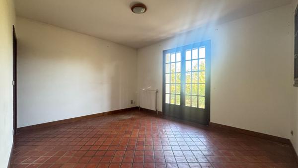 Maison individuelle à Corbeil Essonnes 6 pièce(s) 165 m2