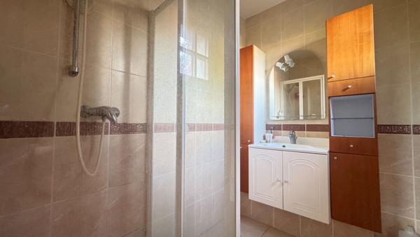 Maison individuelle à Corbeil Essonnes 6 pièce(s) 165 m2