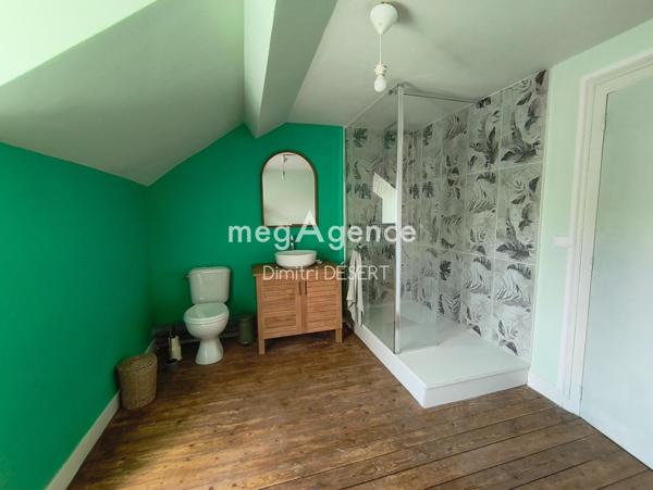 Maison à ATHIS-VAL DE ROUVRE, 61430 - 10 pièces 231m²