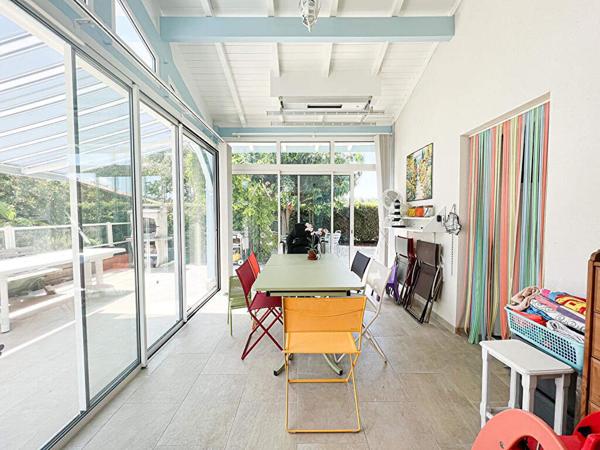 Castets-Maison 240 m² avec piscine et studio indépendant