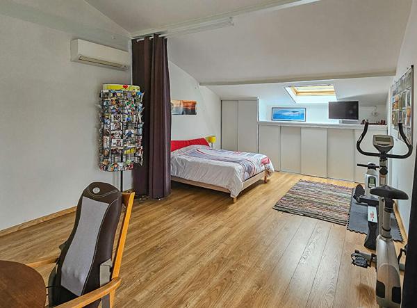 Castets-Maison 240 m² avec piscine et studio indépendant