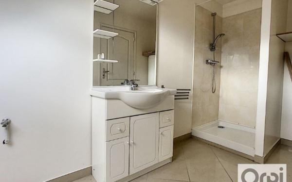 Immeuble à vendre    Montluçon