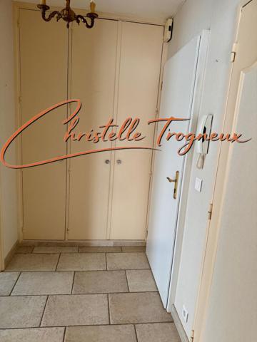 Bel appartement lumineux