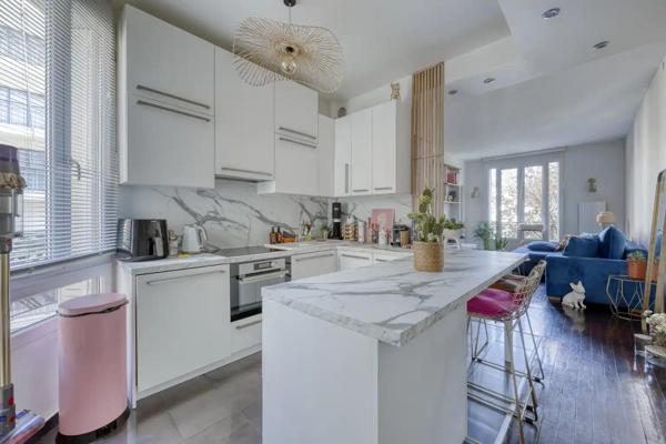 Appartement Suresnes 2 pièce(s) 45 m2