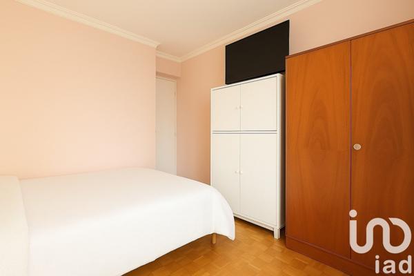 Appartement 2 pièces de 52 m² à Paris (75019)