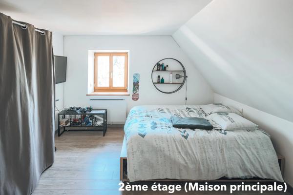 Maison 10 pièces de 294 m² à Labaroche 68910