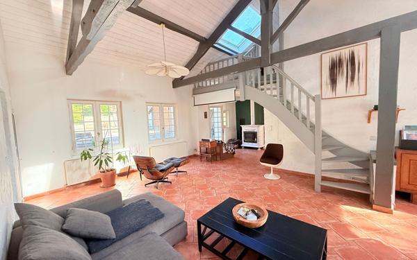 Maison à vendre    5 pièces • 165 m2 Tosse