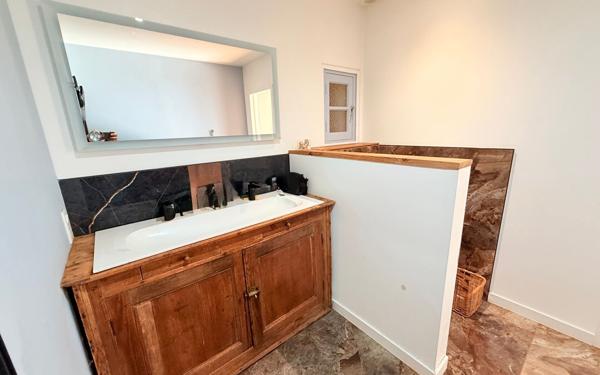 Maison à vendre    5 pièces • 165 m2 Tosse