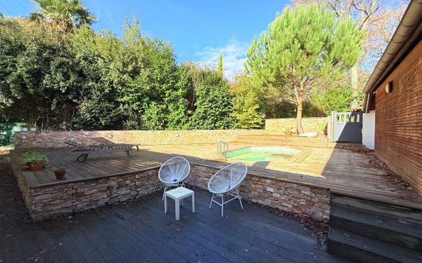 Maison à vendre    5 pièces • 165 m2 Tosse