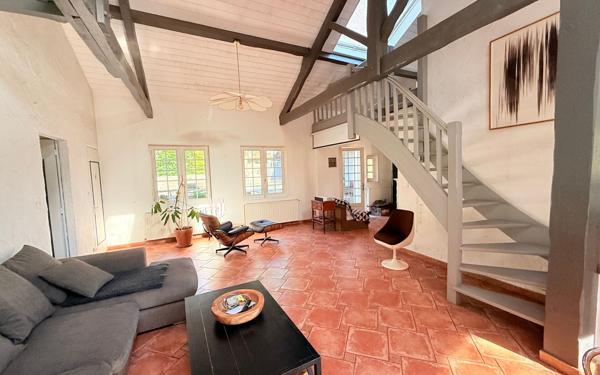 Maison à vendre    5 pièces • 165 m2 Tosse