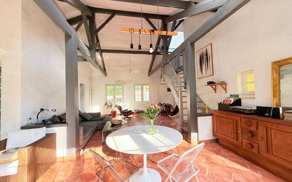 Maison à vendre    5 pièces • 165 m2 Tosse