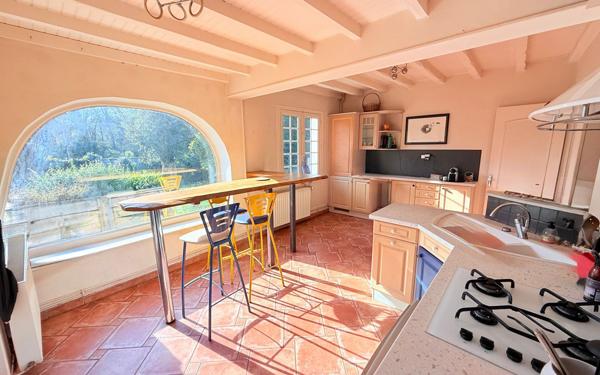 Maison à vendre    5 pièces • 165 m2 Tosse