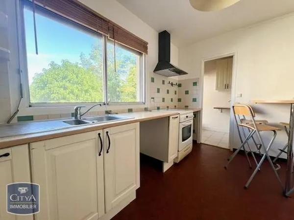 Appartement à louer 4 pièces 87.1m² Viroflay (78220)