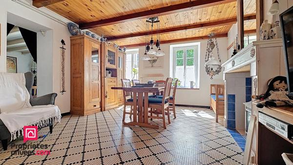 MAISON DE CHARME 7 PIÈCES, PISCINE, GARAGE