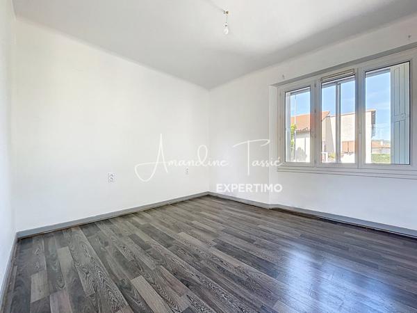 Millau (12100) A vendre - agréable maison des années 40 et ses annexes