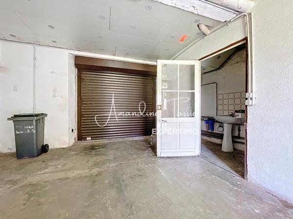 Millau (12100) A vendre - agréable maison des années 40 et ses annexes