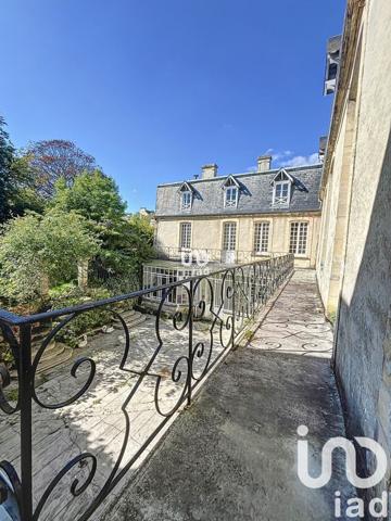 Demeure 17 pièces de 416 m² à Bayeux (14400)