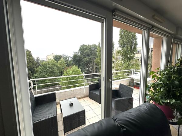 T4 3 CHAMBRES - TERRASSE - ASCENCEUR - GARAGE