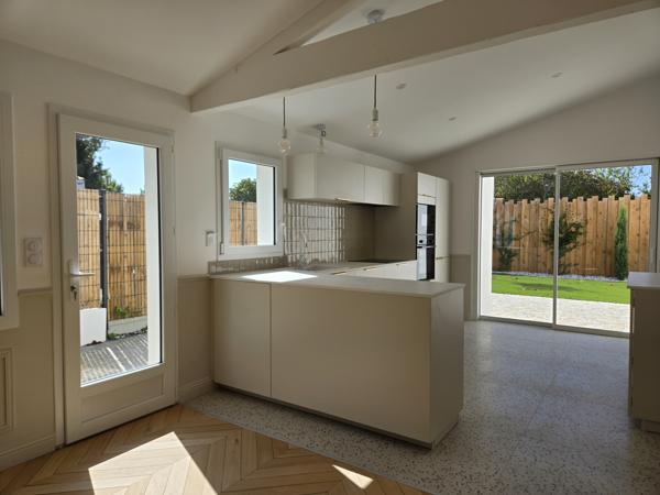 Maison 4 pièce(s) 3 chambre(s) 116 m²