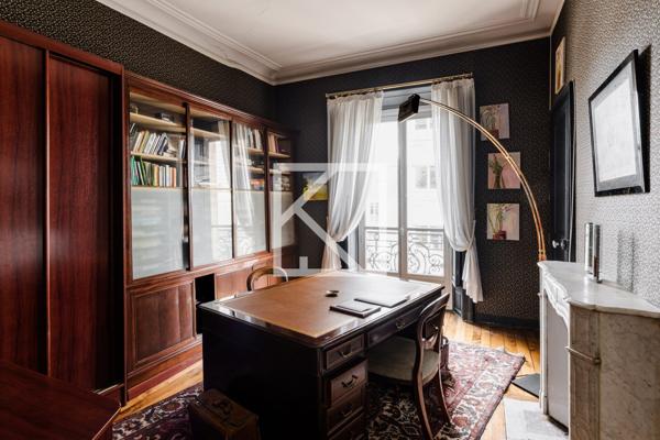 Bureaux ou appartement bourgeois avec ascenseur