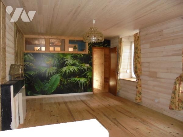 A 2 pas du centre ville Appt rénové RDC sur cour intérieure avec  jardin, cave, grenier et appentis