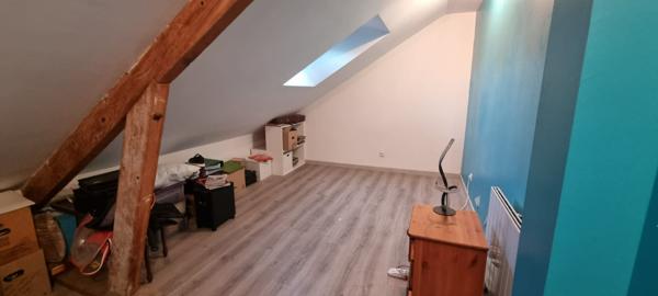 MAISON DE VILLE 114 m2 HABITABLE.