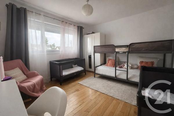 Maison à vendre  5 pièces - 95 m 2   ORMESSON SUR MARNE  - 94