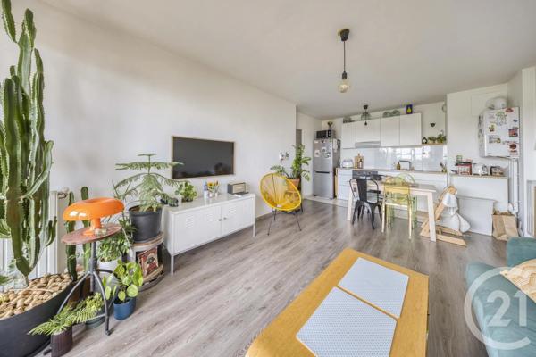 Appartement F3 à vendre  3 pièces - 58,77 m 2   ABLON SUR SEINE  - 94