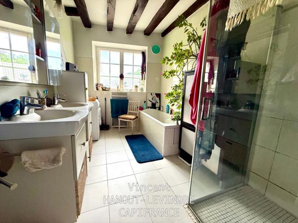 Maison à vendre 6 pièces TIERCE (49)