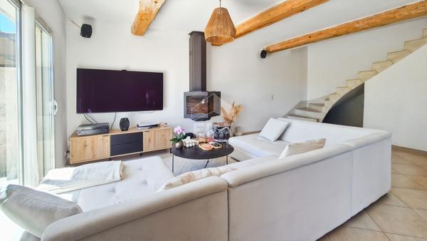 CHATEAURENARD - Maison 122 m2 3 chambres et piscine