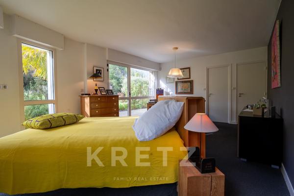 Villa d'architecte haut de gamme avec piscine, face à la rade de Brest