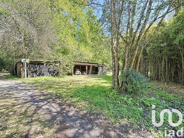 Maison traditionnelle 4 pièces de 300 m² à Le Pian-Médoc (33290)