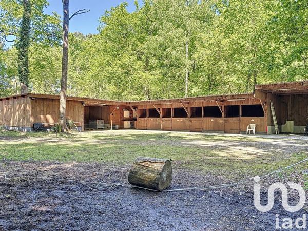 Maison traditionnelle 4 pièces de 300 m² à Le Pian-Médoc (33290)