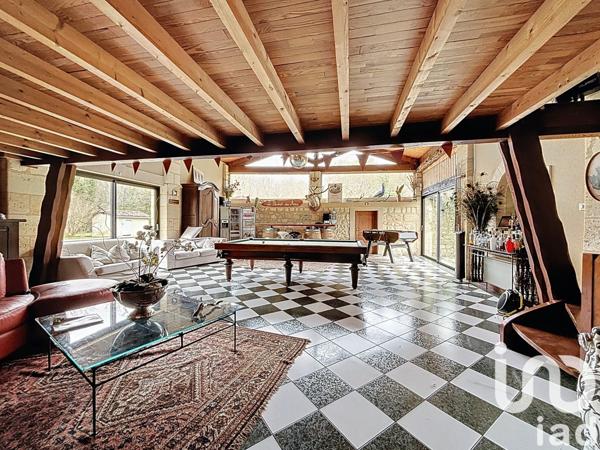 Maison traditionnelle 4 pièces de 300 m² à Le Pian-Médoc (33290)