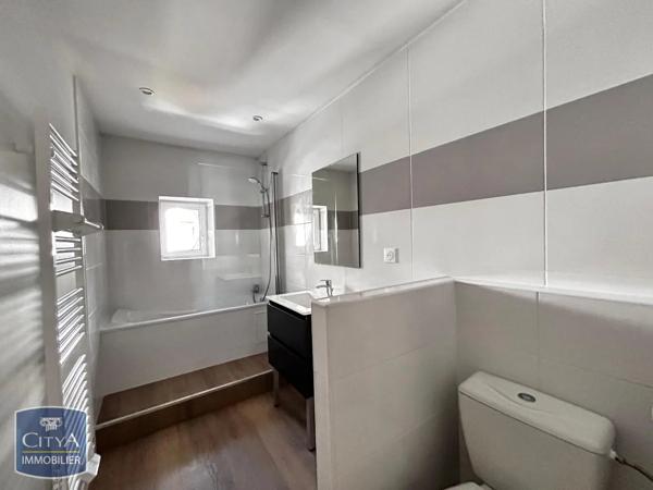 Appartement à louer 4 pièces 94.77m² Nancy (54000)