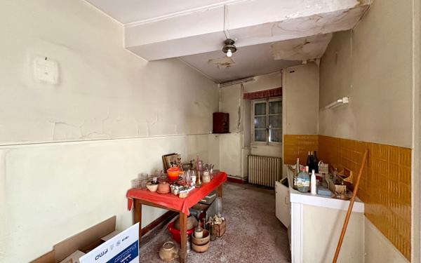 Maison à vendre    7 pièces •  Niort