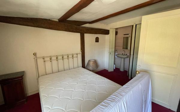 Maison à vendre    7 pièces •  Niort