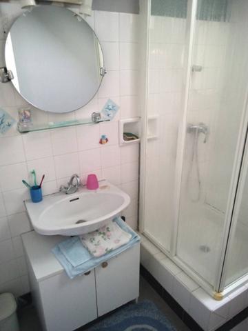 Grande maison familiale à deux pas des écoles et du collège dans le centre de Caudan.