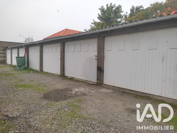 Parking à vendre 260 m² Nantes