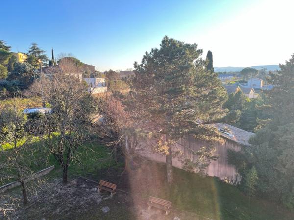 Appartement à vendre 3 pièces MONTELIMAR (26)