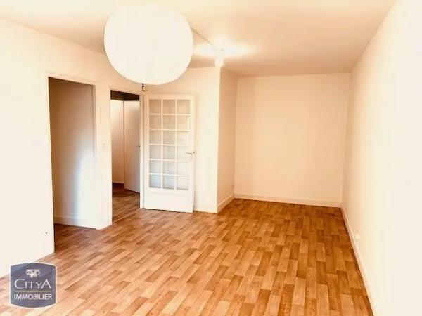 Appartement à louer 2 pièces 47m²