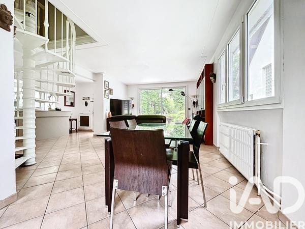 Maison à vendre 5 pièces 165 m² Aulnay-sous-Bois