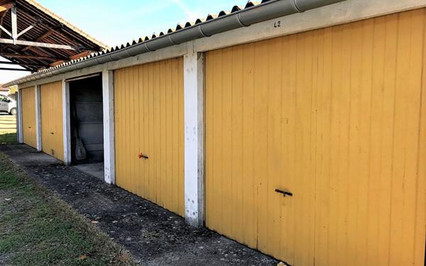 Stationnement à louer    13 m2 Albi