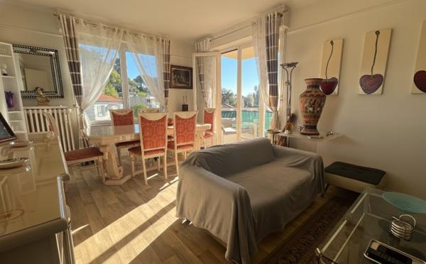 Cagnes-sur-Mer (06800) 2 PIECES AVEC GARAGE ET CAVE/ CAGNES SUR MER