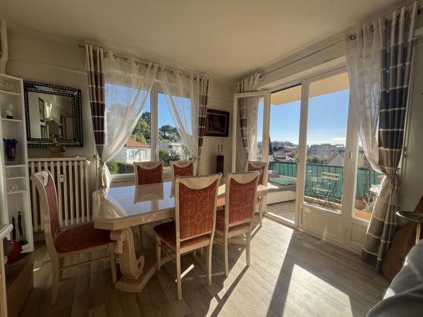 Cagnes-sur-Mer (06800) 2 PIECES AVEC GARAGE ET CAVE/ CAGNES SUR MER