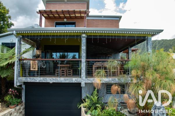Maison à vendre 4 pièces 209 m² Entre-Deux