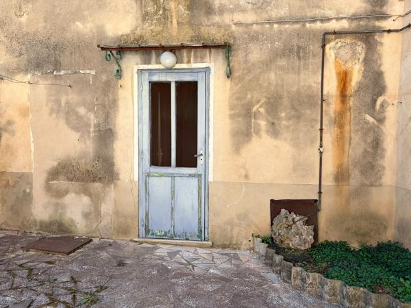 MONTEUX CENTRE-VILLE – Appartement 58 m² avec grand atout extérieur