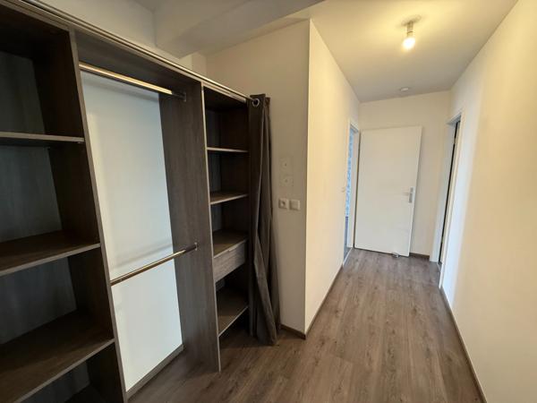AMNEVILLE - APPARTEMENT 3 PIÈCES AVEC 2 CHAMBRES ! PARKING ET BALCON !