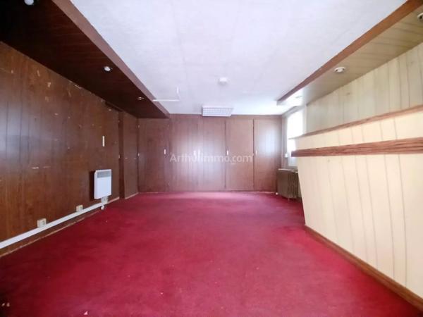 Vente                                                      Immeuble
                        
                     7 pièces                      150 m2                     à Valenton