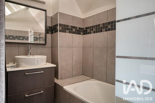 Maison à vendre 6 pièces 155 m² Suresnes